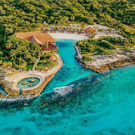 Hotel Occidental At Xcaret Destination Playa del Carmen Exterior foto Aerial view of the resort