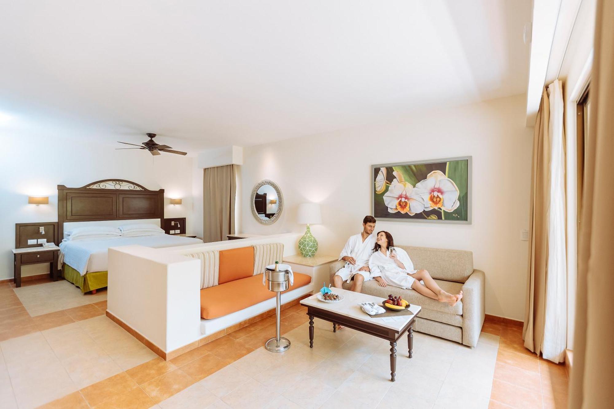 Hotel Occidental At Xcaret Destination Playa del Carmen Exterior foto A room at the Iberostar Grand Hotel at Playa del Inglés, Gran Canaria