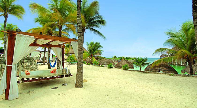 Hotel Occidental At Xcaret Destination Playa del Carmen Exterior foto Beach at the Grand Palladium Resort